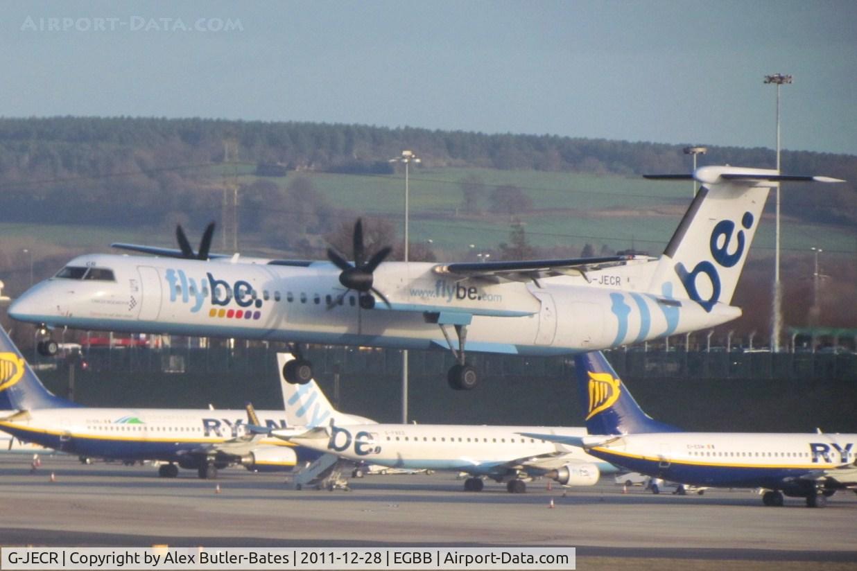 G-JECR, 2006 De Havilland Canada DHC-8-402Q Dash 8 C/N 4139, Seconds before touchdown