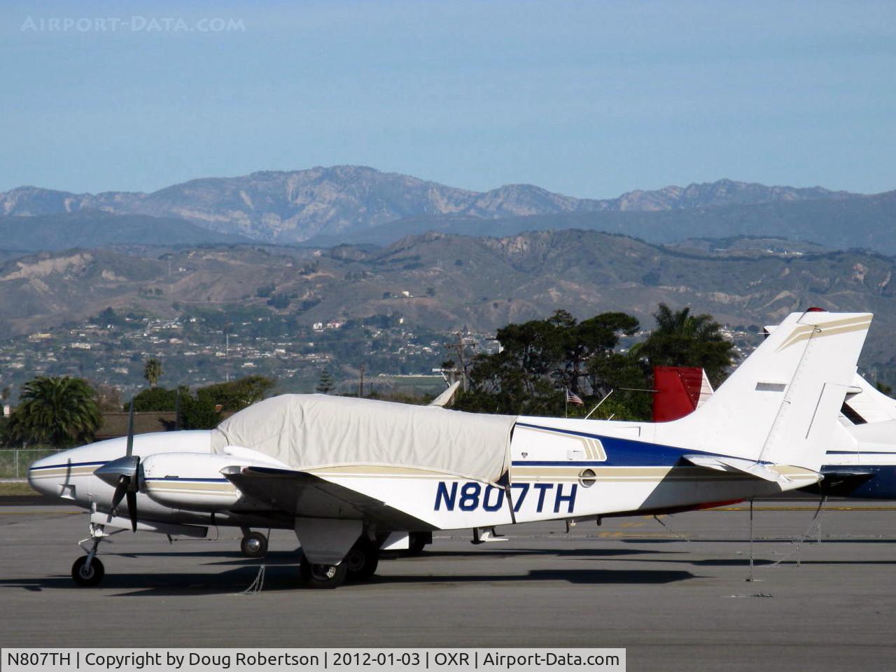 N807TH, 1977 Beech 58 Baron C/N TH-807, 1977 Beech 58 BARON, two Continental IO-520-C 285 Hp each