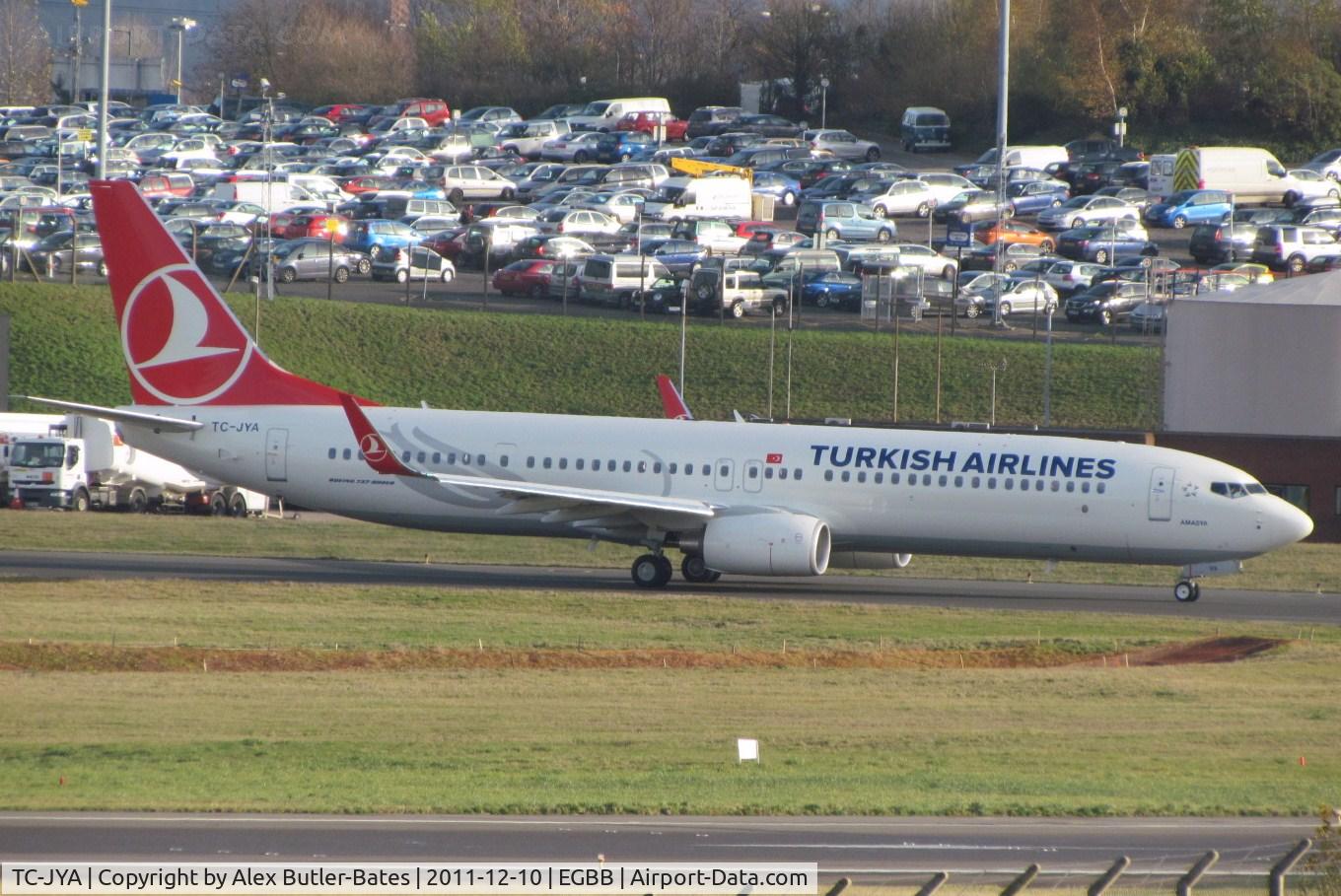TC-JYA, 2011 Boeing 737-9F2/ER C/N 40973, Taxiing out for departure