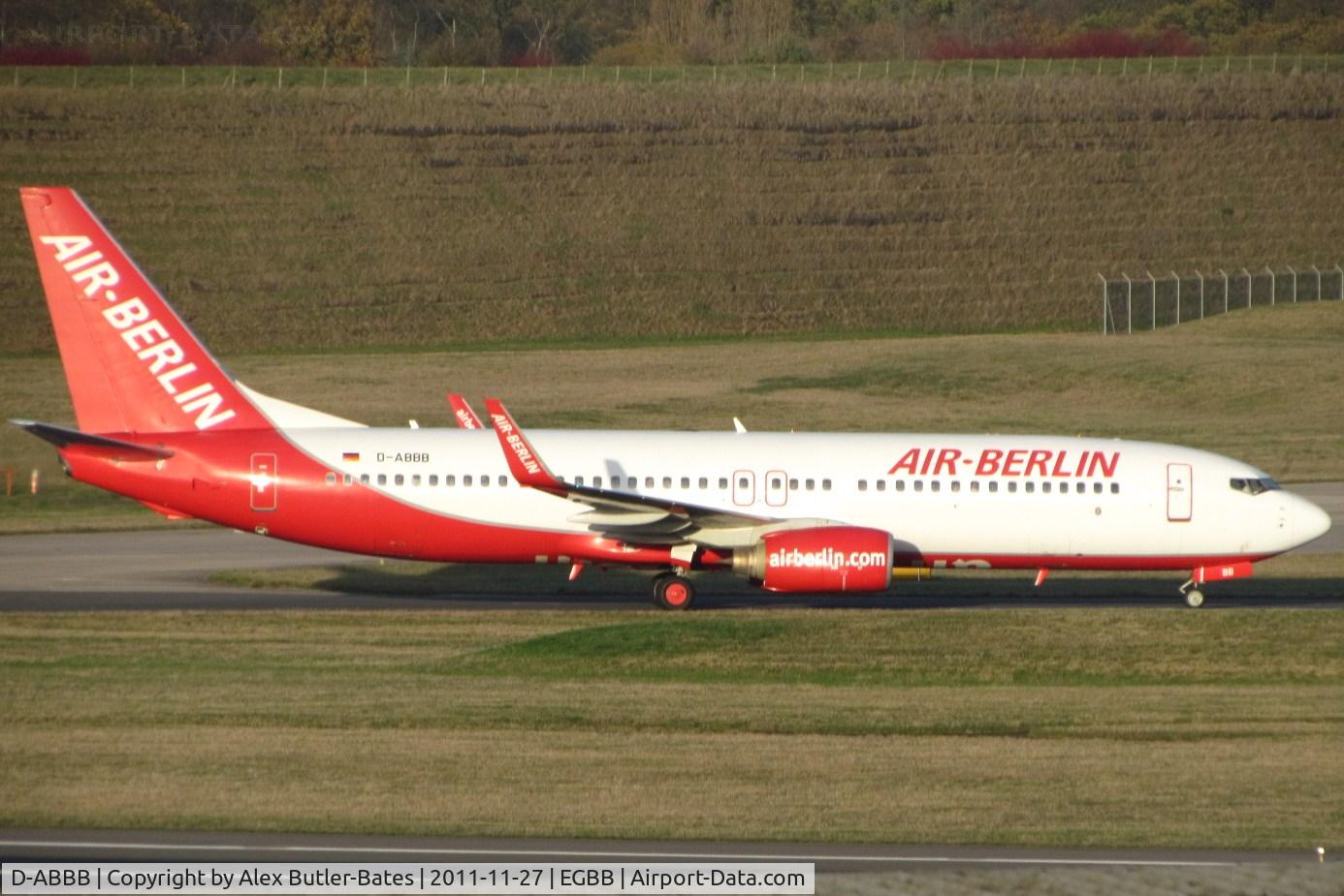 D-ABBB, 2001 Boeing 737-86J C/N 32624, Taxiing after landing