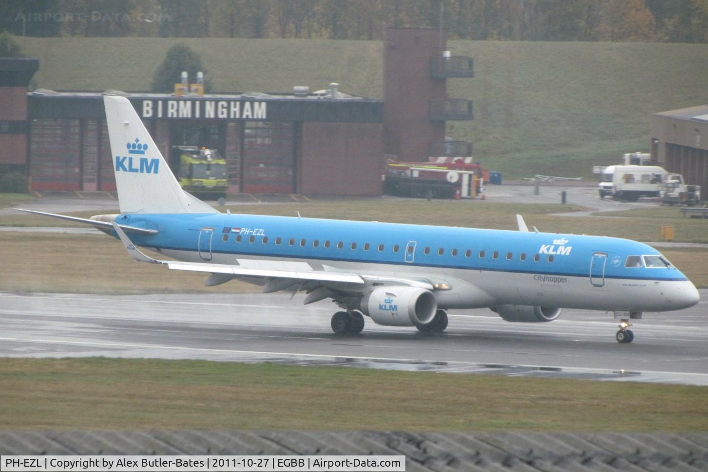 PH-EZL, 2010 Embraer 190LR (ERJ-190-100LR) C/N 19000334, Braking