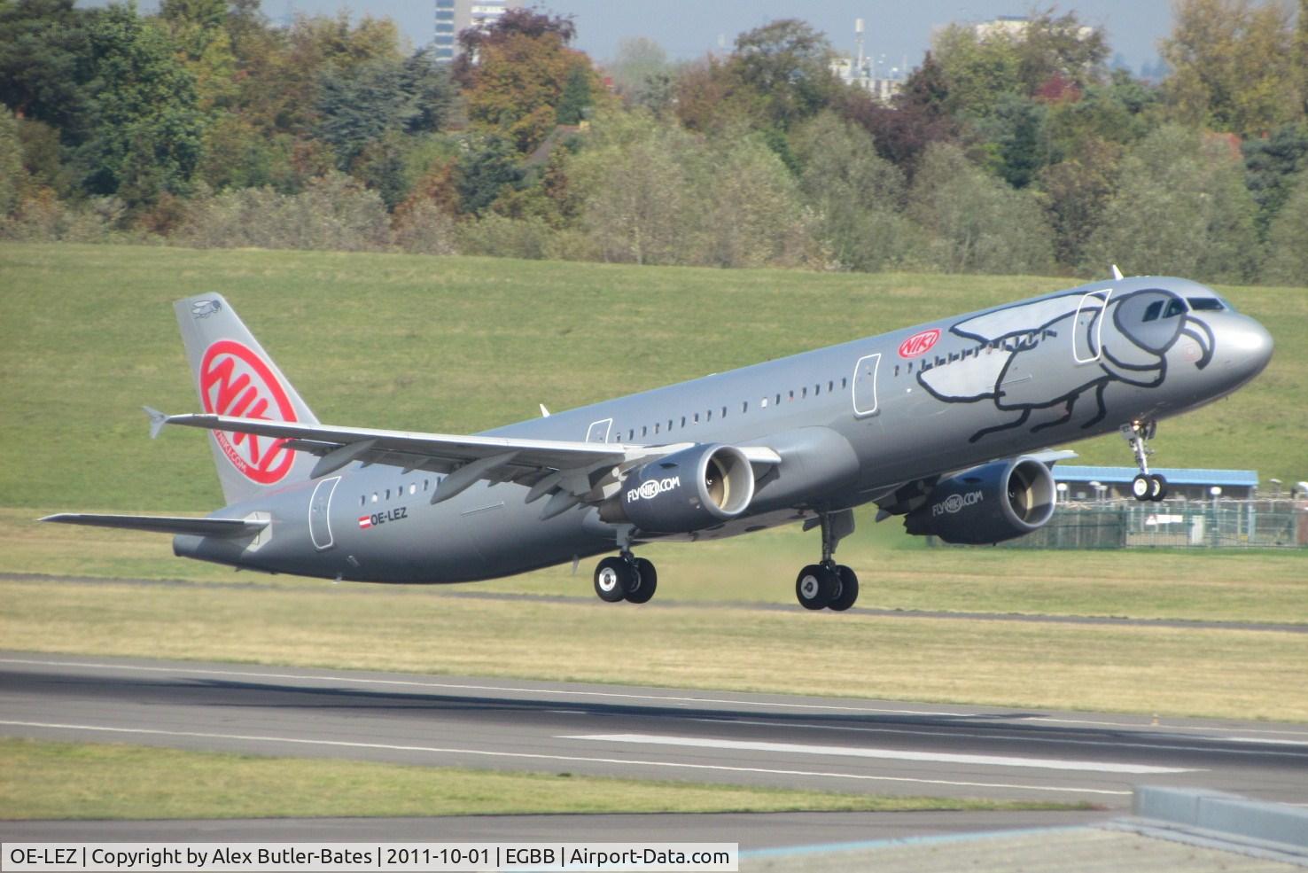 OE-LEZ, 2011 Airbus A321-211 C/N 4648, Just Rotated
