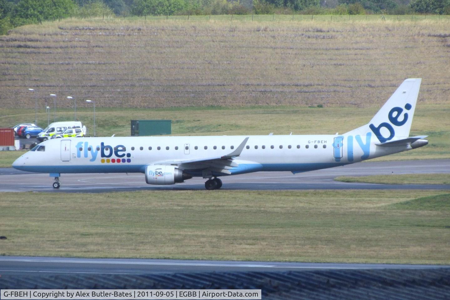 G-FBEH, 2007 Embraer 195LR (ERJ-190-200LR) C/N 19000128, Taxiing for departure
