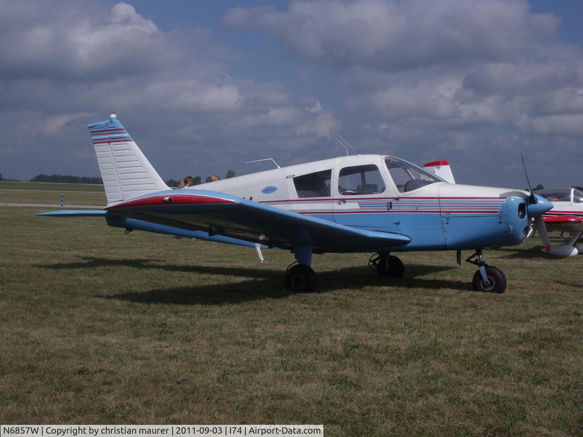 N6857W, 1965 Piper PA-28-140 Cherokee C/N 28-21013, Piper Cherokee 140