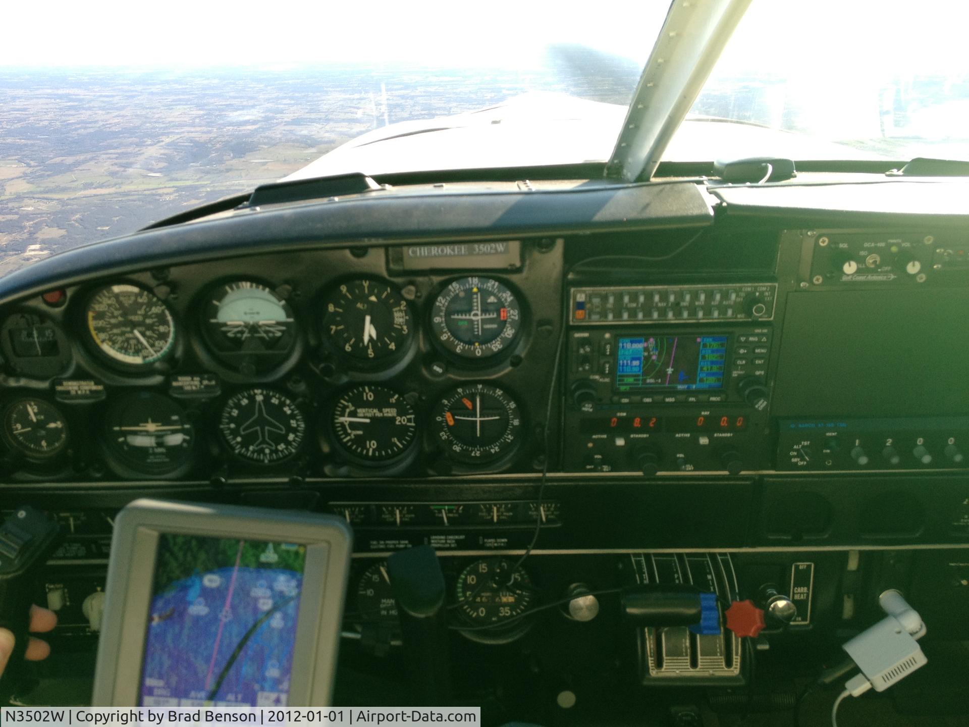 N3502W, 1966 Piper PA-32-260 Cherokee Six Cherokee Six C/N 32-383, In Air Photo, 2011