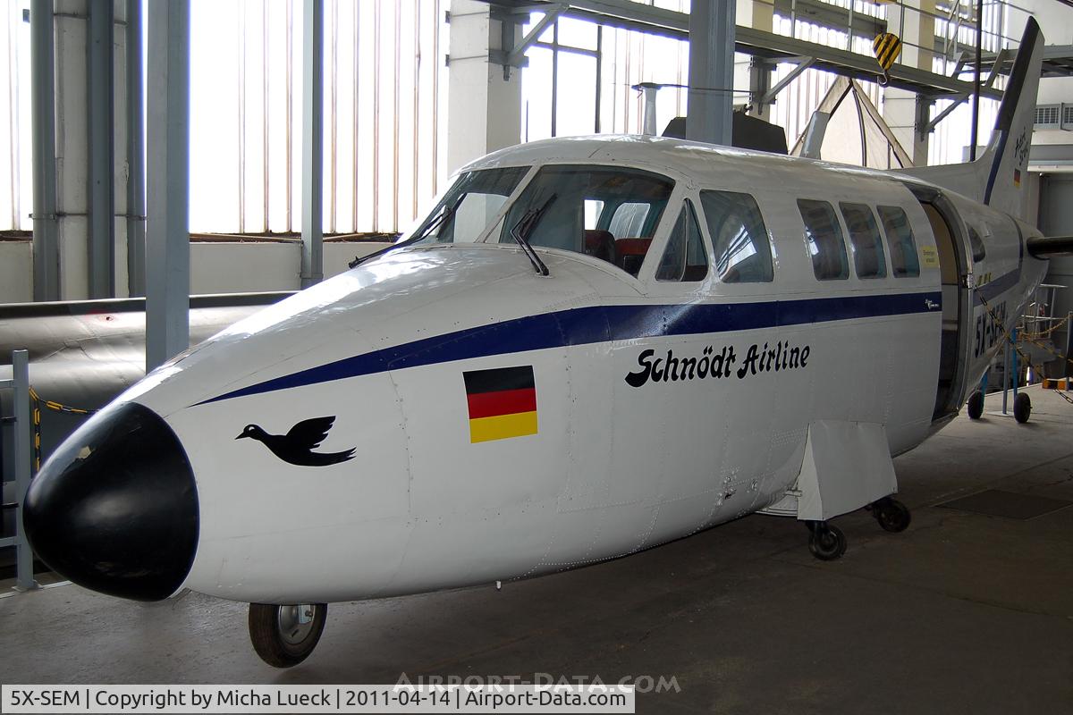 5X-SEM, 1963 Beech Queen Air 80 C/N LD-102, Museum für Luftfahrt und Technik, Wernigerode, Germany