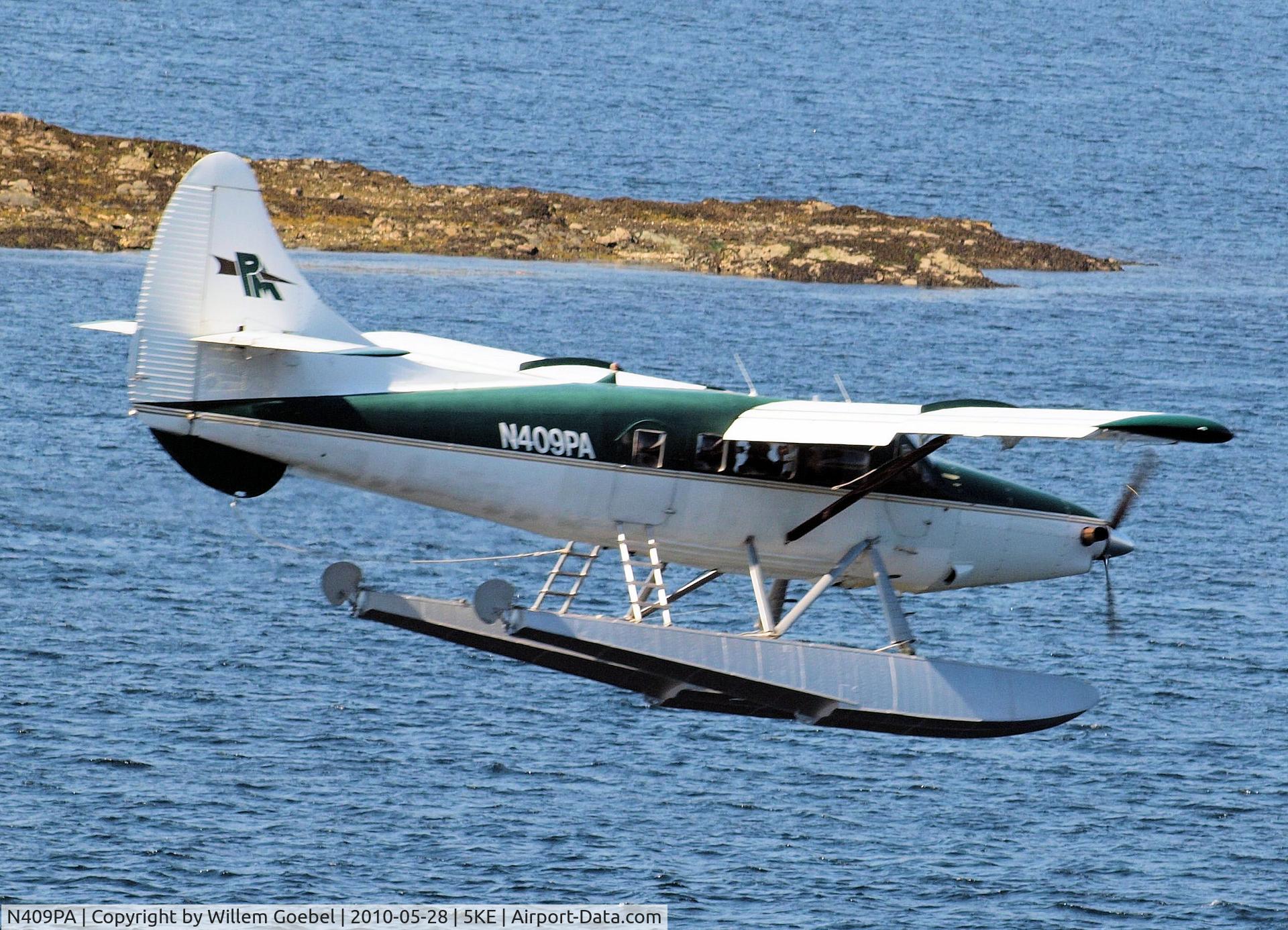 N409PA, 1960 De Havilland Canada DHC-3 Turbo Otter Otter C/N 409, Landing in the harbour of Kitchikan