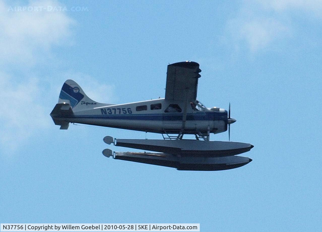 N37756, 1961 De Havilland Canada DHC-2 Beaver C/N 1456, Fly over the harbour of Kitchikan