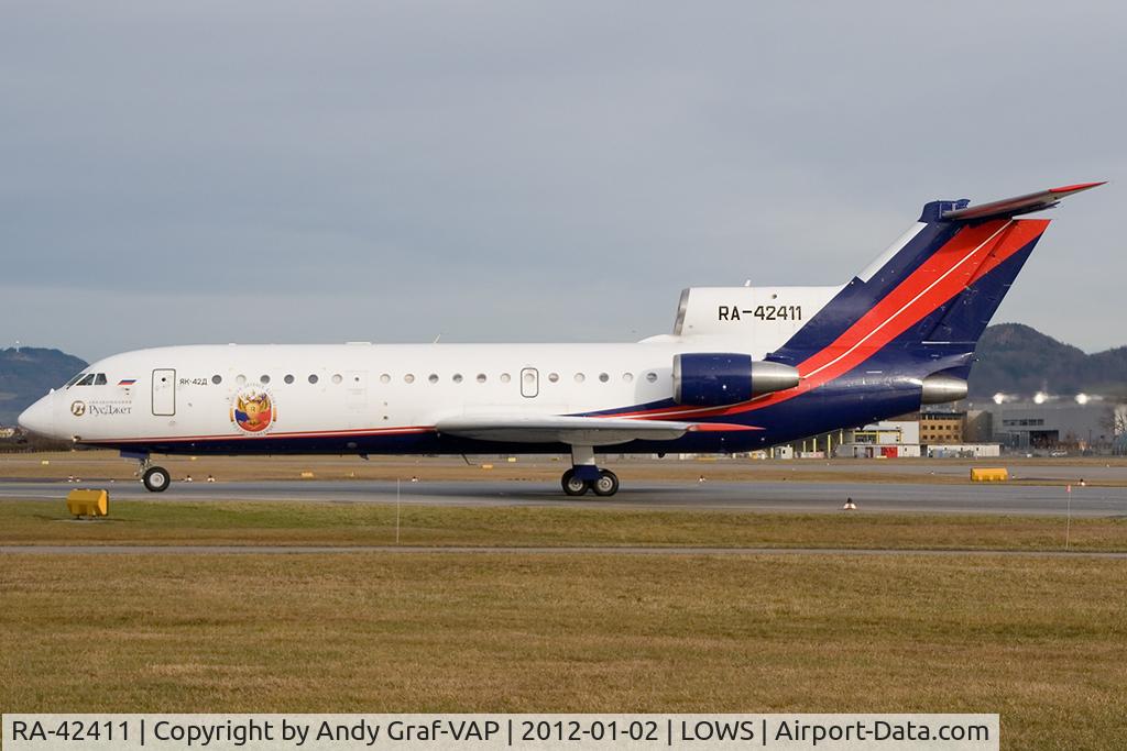 RA-42411, 1992 Yakovlev Yak-42D C/N 4520421219043, Rusjet Y42