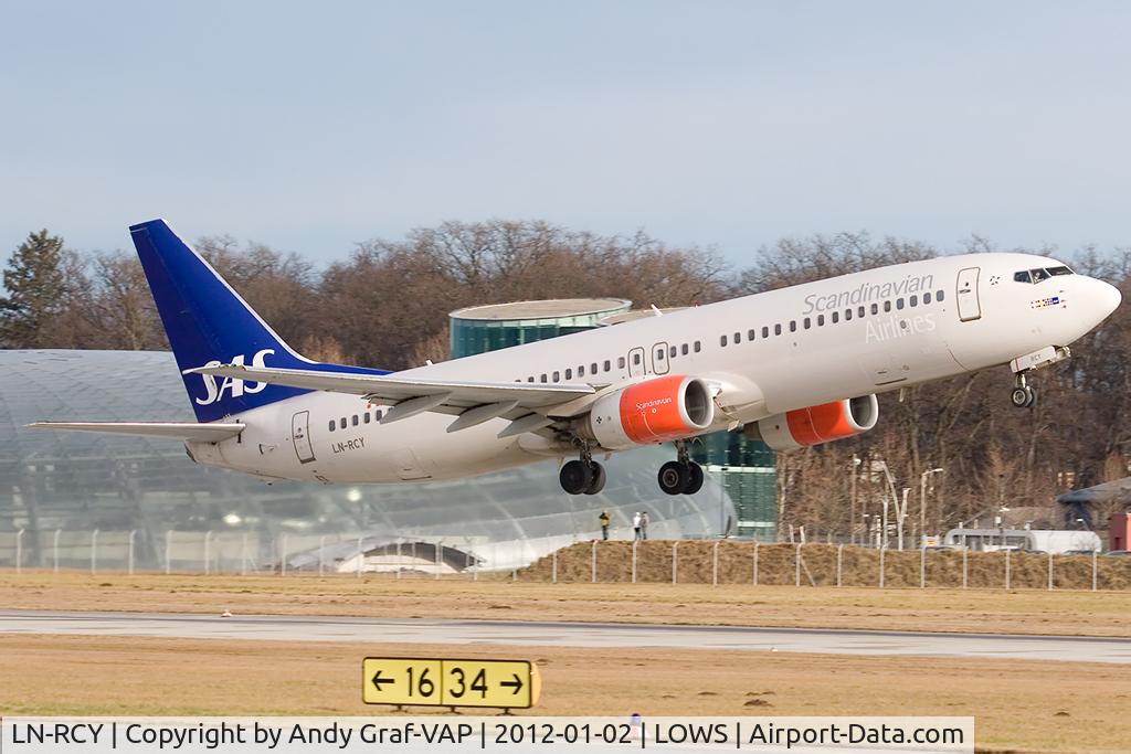 LN-RCY, 2001 Boeing 737-883 C/N 28324, Scandinavian Airlines 737-800