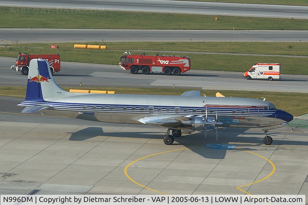 N996DM, 1958 Douglas DC-6B C/N 45563, Red Bull DC6