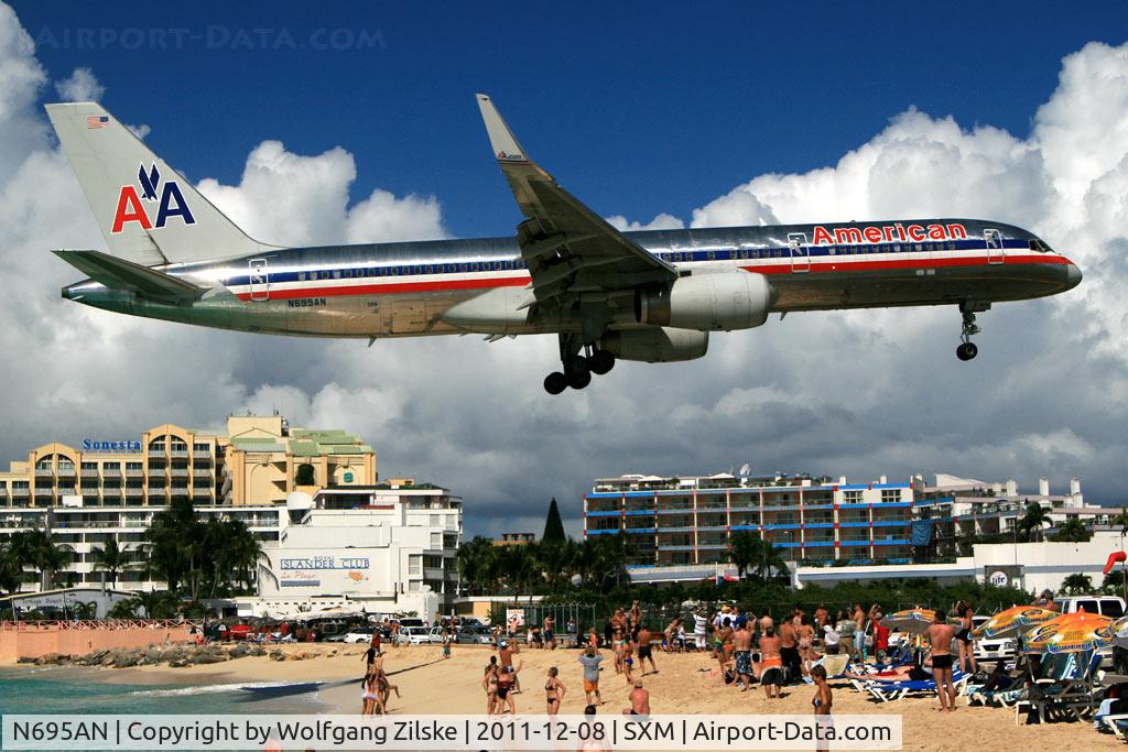 N695AN, 1994 Boeing 757-223 C/N 26975, visitor
