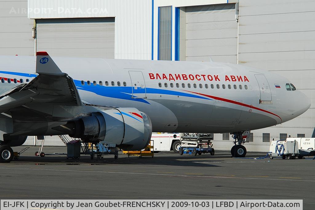 EI-JFK, 1995 Airbus A330-301 C/N 086, Vladivostok Avia VQ-BEQ
