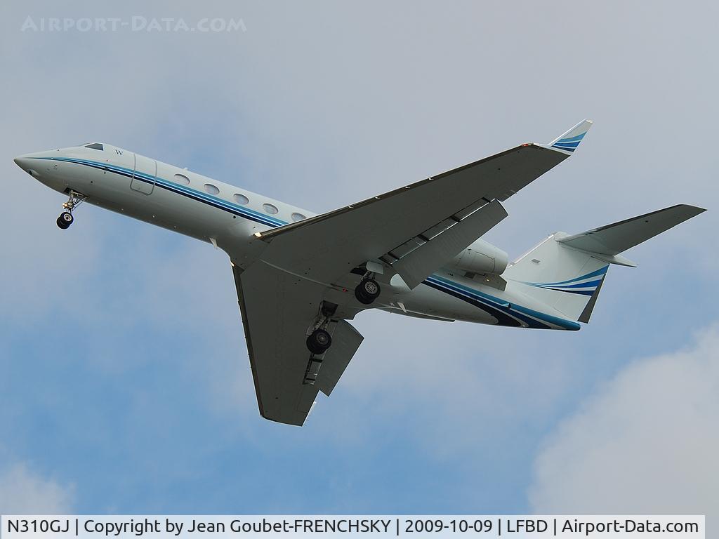 N310GJ, 2007 Gulfstream Aerospace GIV-X (G450) C/N 4078, landing 23