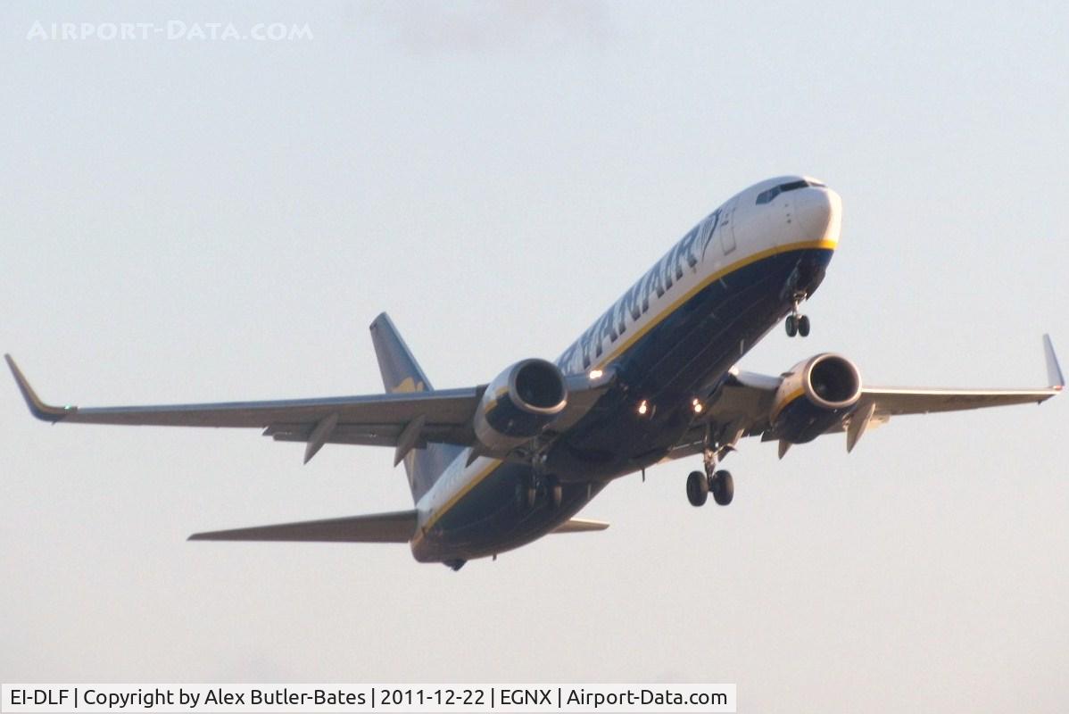 EI-DLF, 2006 Boeing 737-8AS C/N 33588, Doing missed approaches