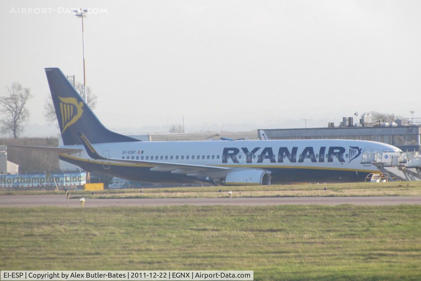 EI-ESP, 2011 Boeing 737-8AS C/N 34990, Parked on stand