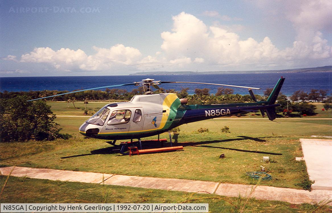 N85GA, Aerospatiale AS-350B Ecureuil C/N 2362, Macaw Helicopters. Photo taken at Coral Ocean Point Saipan