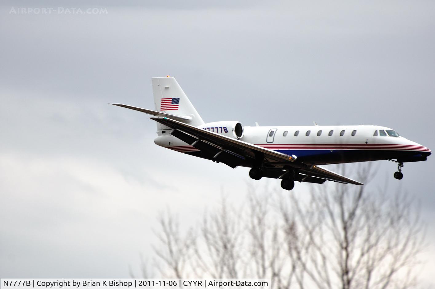 N7777B, 1992 Cessna 650 C/N 650-0214, Landing rwy26