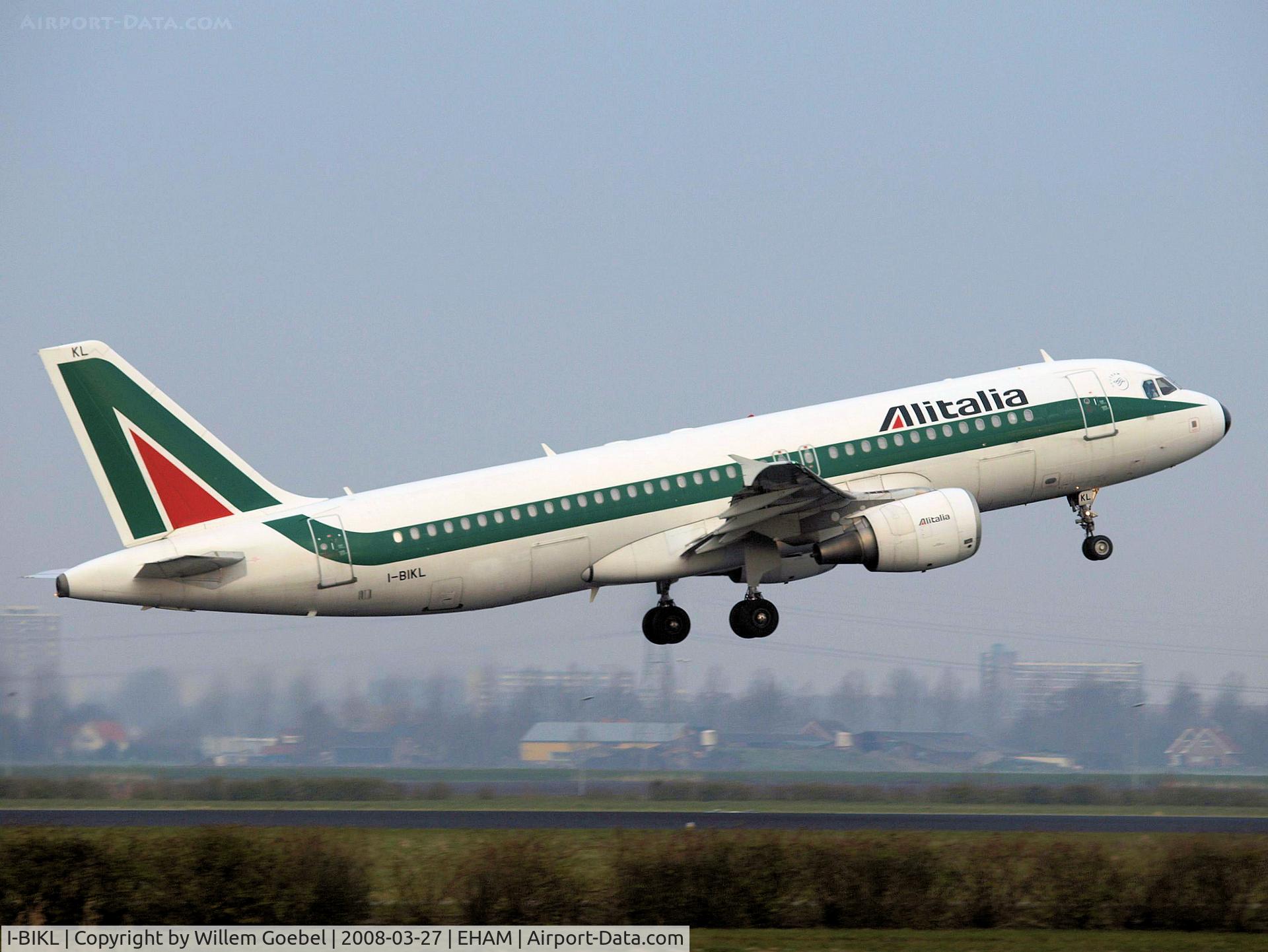 I-BIKL, 2001 Airbus A320-214 C/N 1489, Take off from runway L36 of Amsterdam Airport