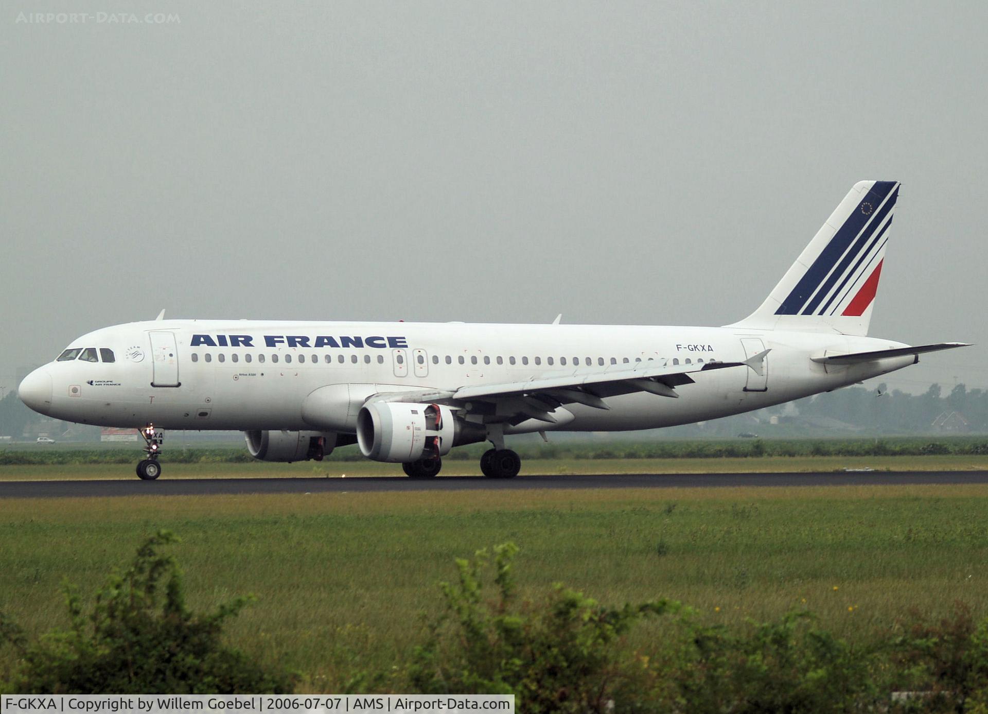 F-GKXA, 1991 Airbus A320-211 C/N 287, Landing on runway R18 of Amsterdam Airport