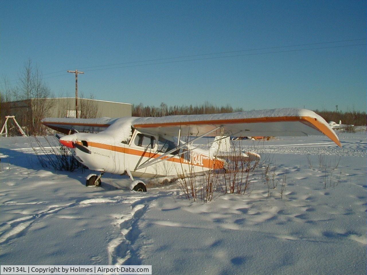 N9134L, 1970 Champion 7GCBC C/N 310-71, N9134L at Bradley Fileld