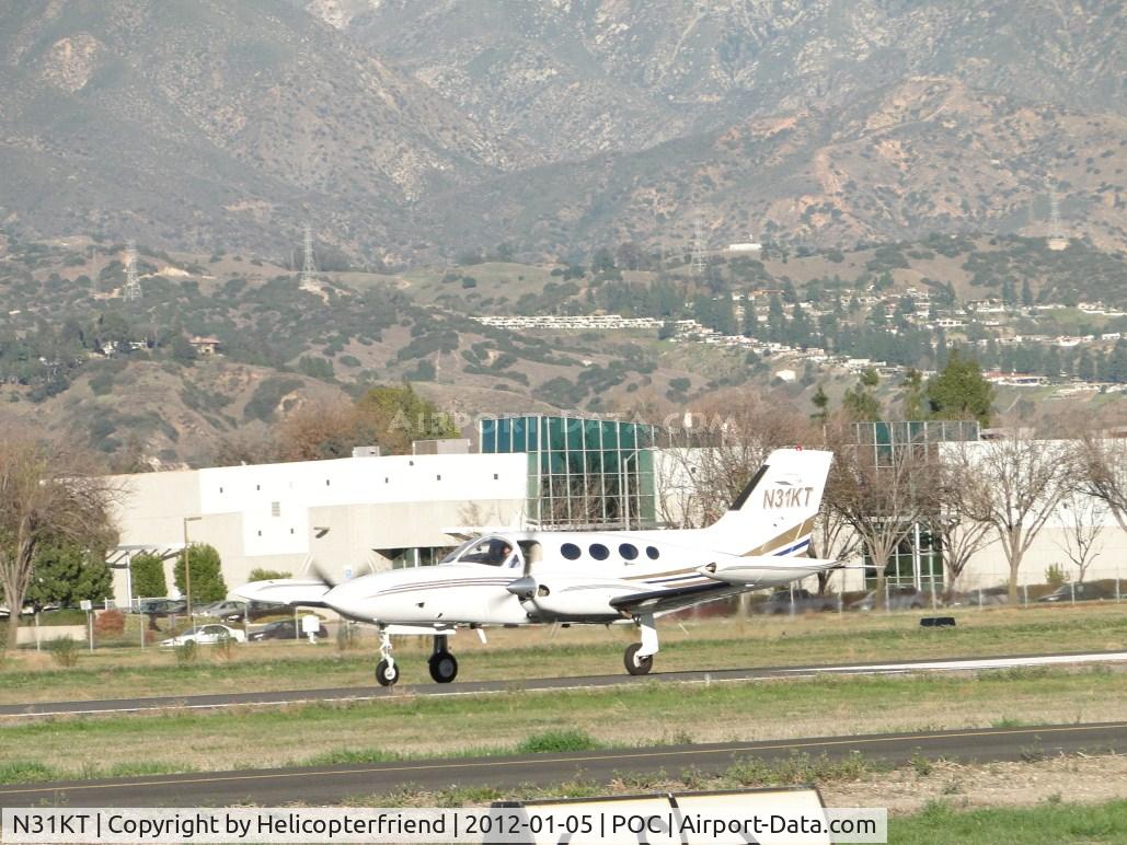 N31KT, 1970 Cessna 421B Golden Eagle C/N 421B0011, Gathering speed for take of on runway 26L