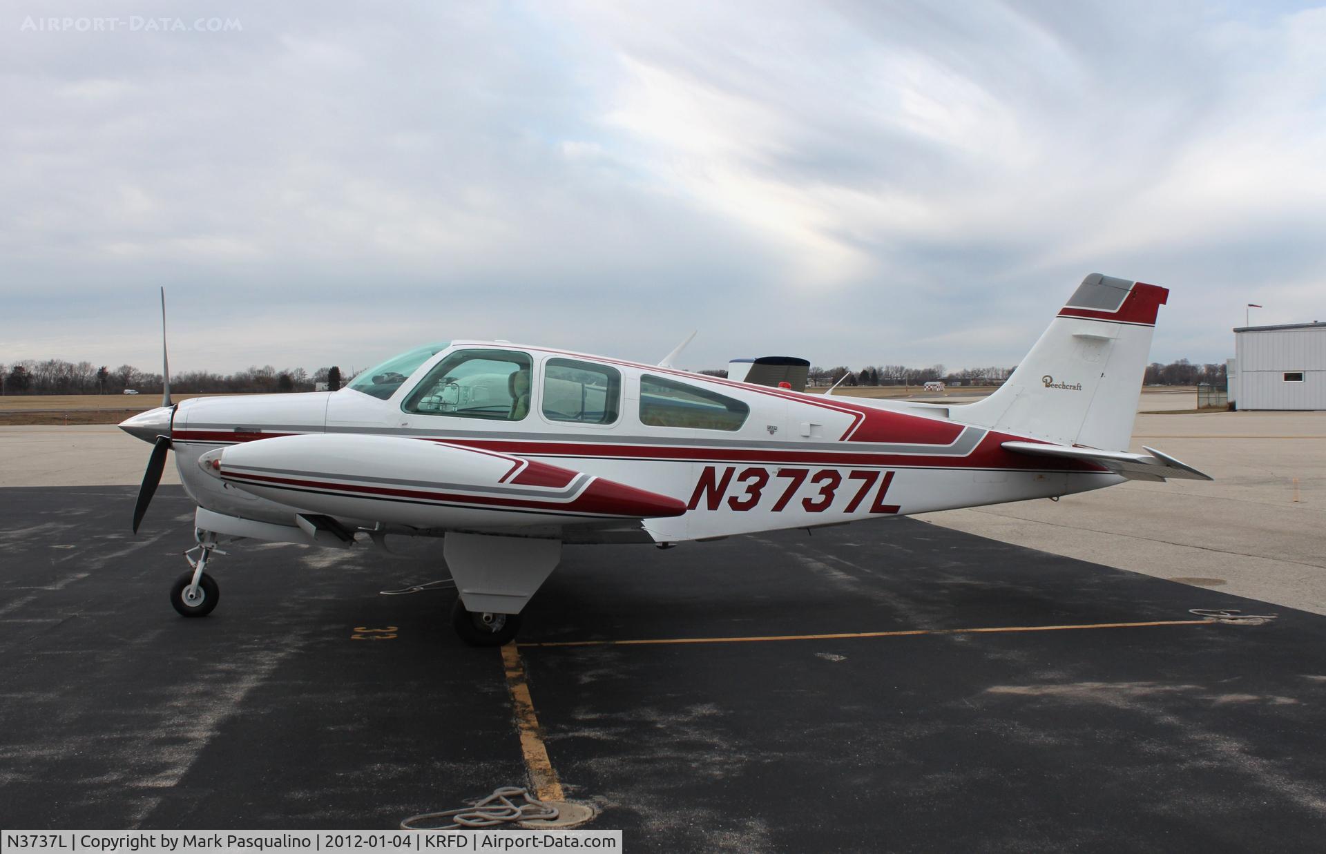 N3737L, 1980 Beech F33A Bonanza C/N CE-929, Beech F33A
