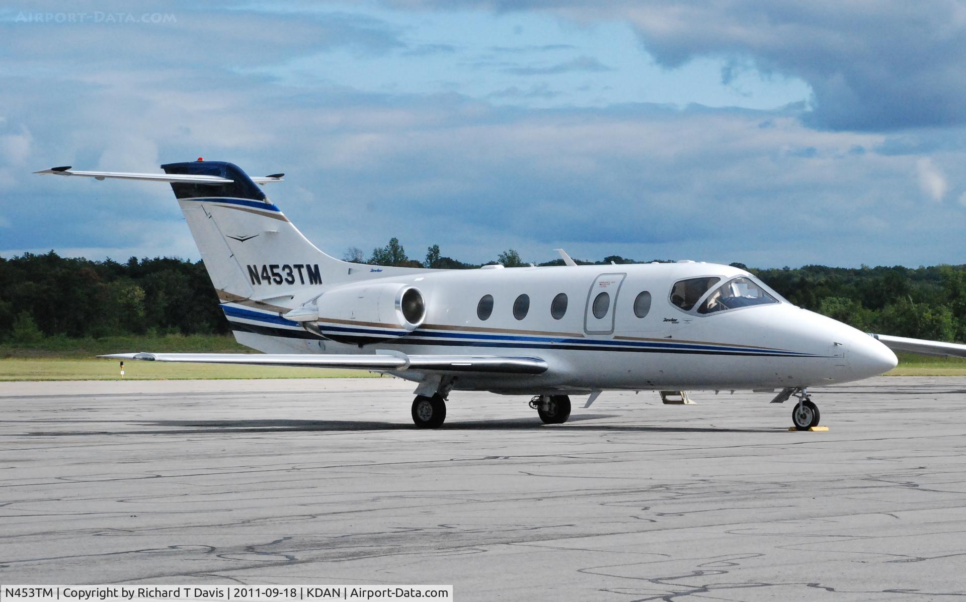 N453TM, Hawker Beechcraft 400A Beechjet C/N RK-581, Hawker 400 in Danville Va.
