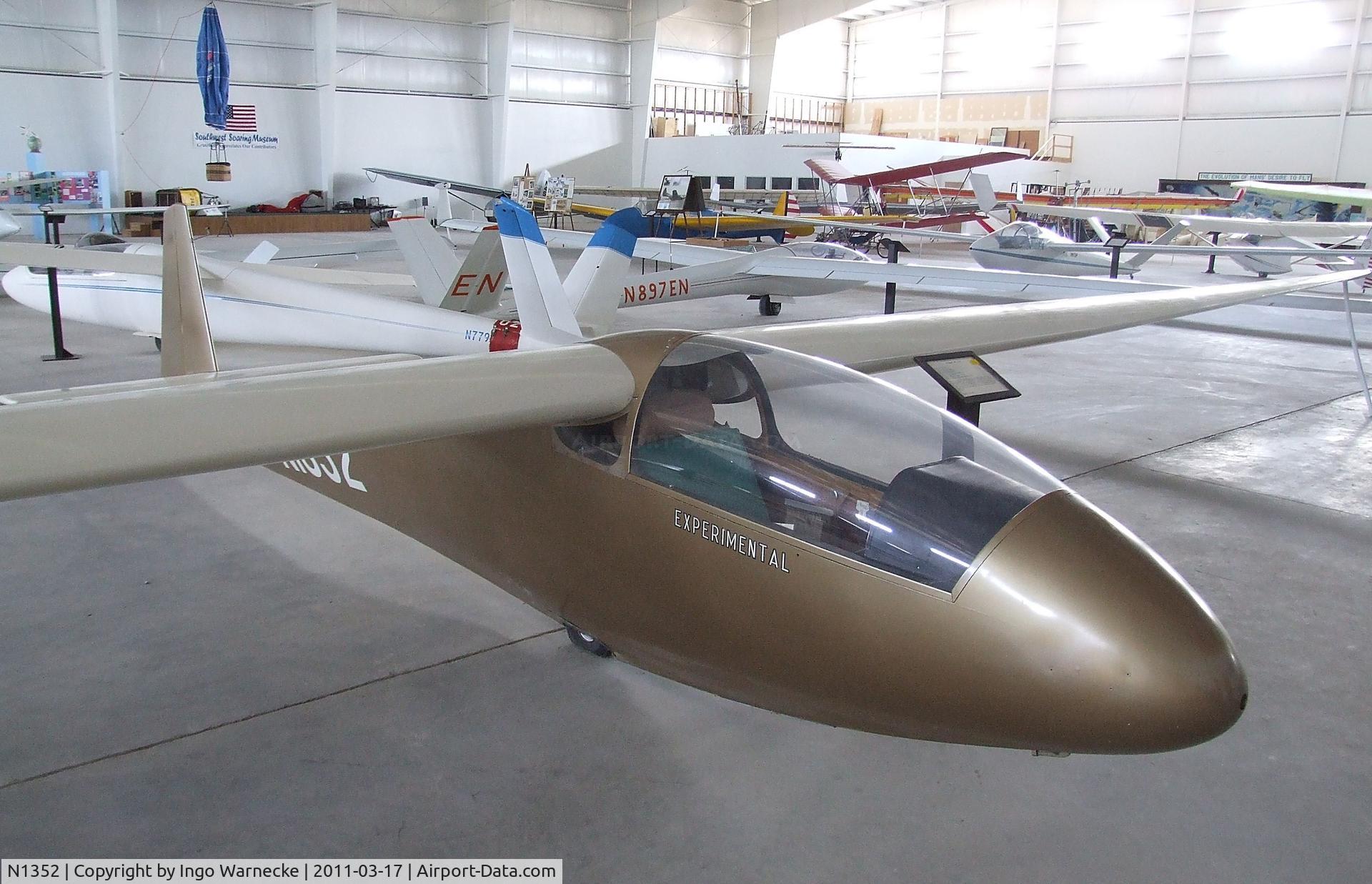 N1352, 1968 Briegleb BG-12B C/N 1000, Briegleb Hoey-Johnson BG-12B at the Southwest Soaring Museum, Moriarty, NM