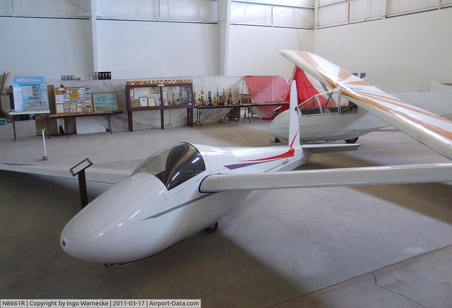 N8661R, 1962 Schweizer SGS 1-26A C/N 194, Schweizer SGS 1-26A at the Southwest Soaring Museum, Moriarty, NM