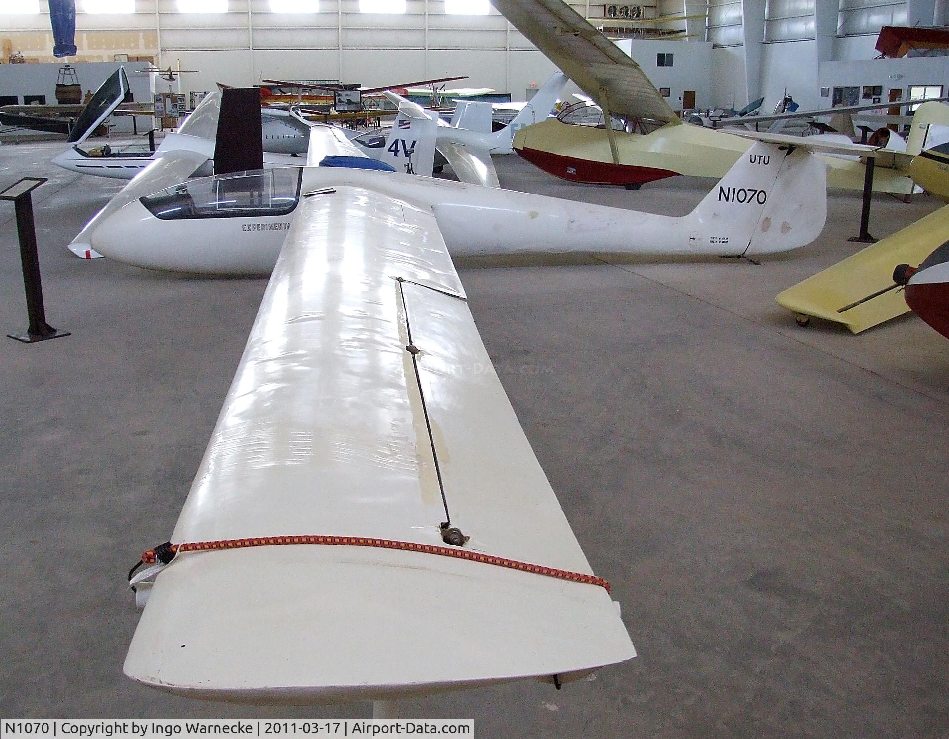 N1070, 1967 Fibera KK-I-E UTU C/N 18, Fibera KK-I-E Utu at the Southwest Soaring Museum, Moriarty, NM