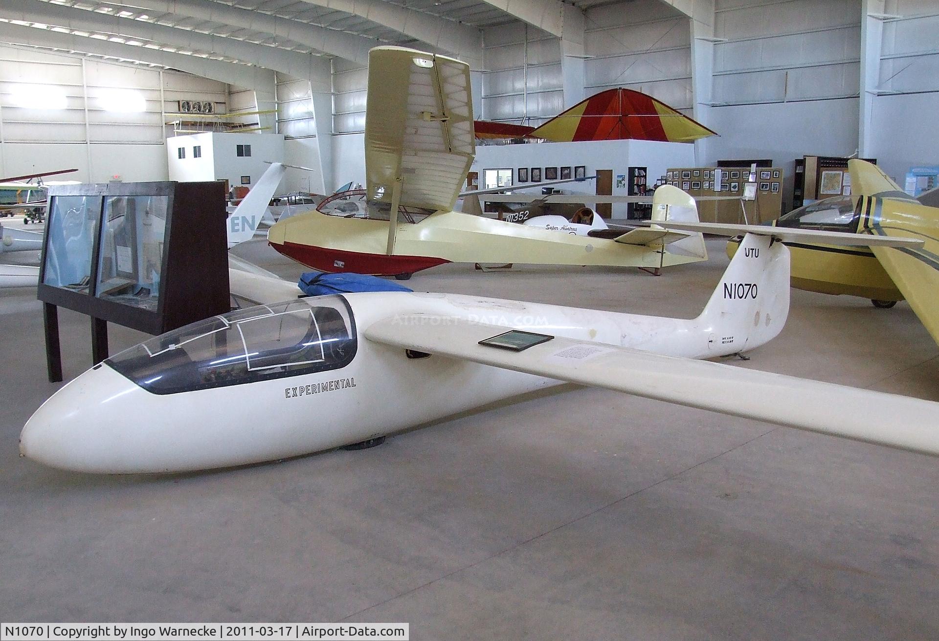 N1070, 1967 Fibera KK-I-E UTU C/N 18, Fibera KK-I-E Utu at the Southwest Soaring Museum, Moriarty, NM