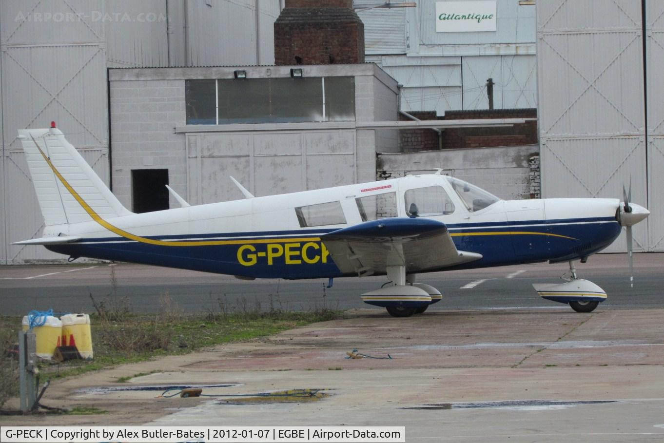 G-PECK, 1970 Piper PA-32-300 Cherokee Six C/N 32-7140008, 