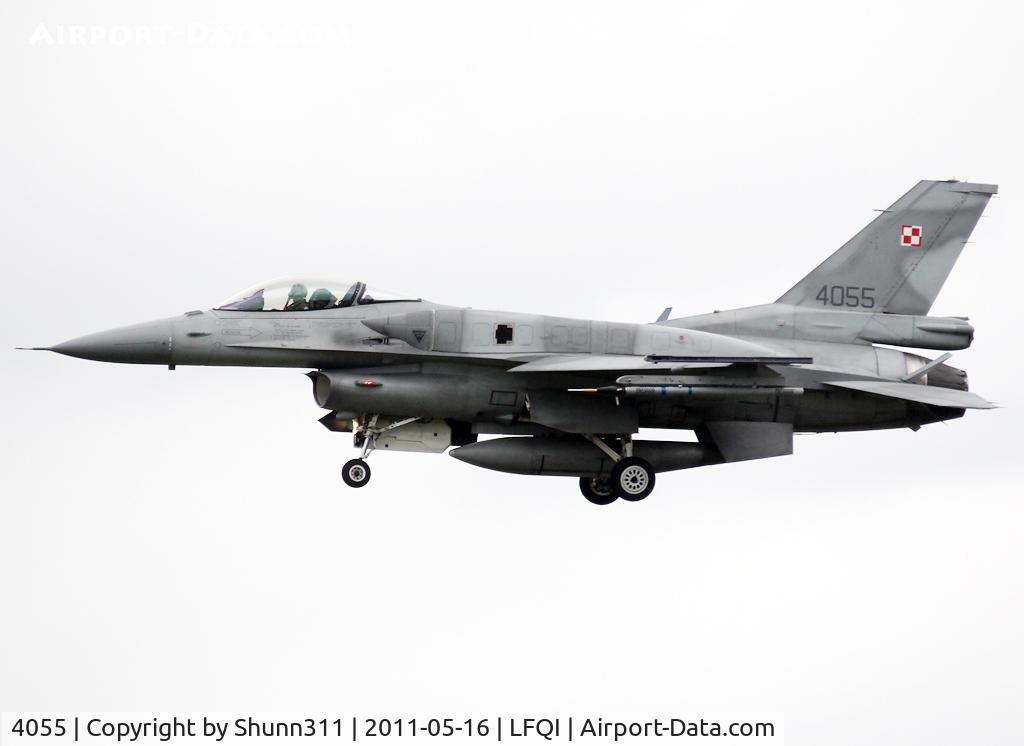 4055, 2007 Lockheed Martin F-16CJ Fighting Falcon C/N JC-16, On landing after exercices during NATO Tiger Meet 2011