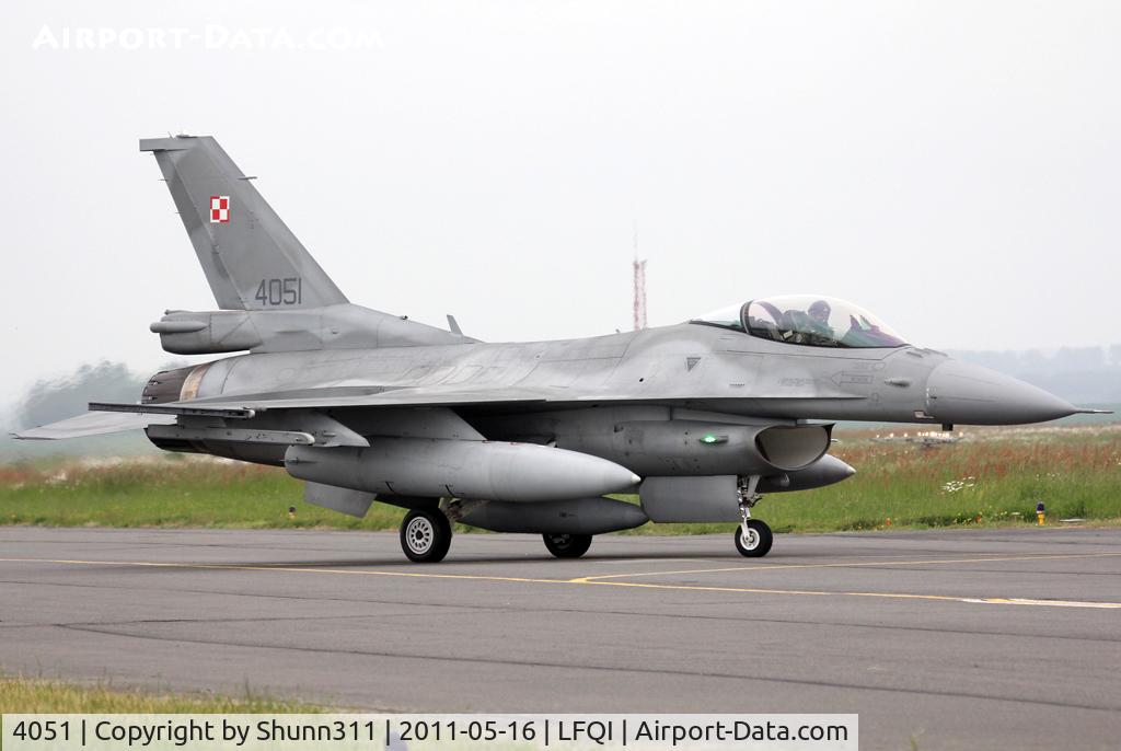 4051, Lockheed Martin F-16CJ Fighting Falcon C/N JC-12, Lining up rwy for take off during NATO Tiger Meet 2011