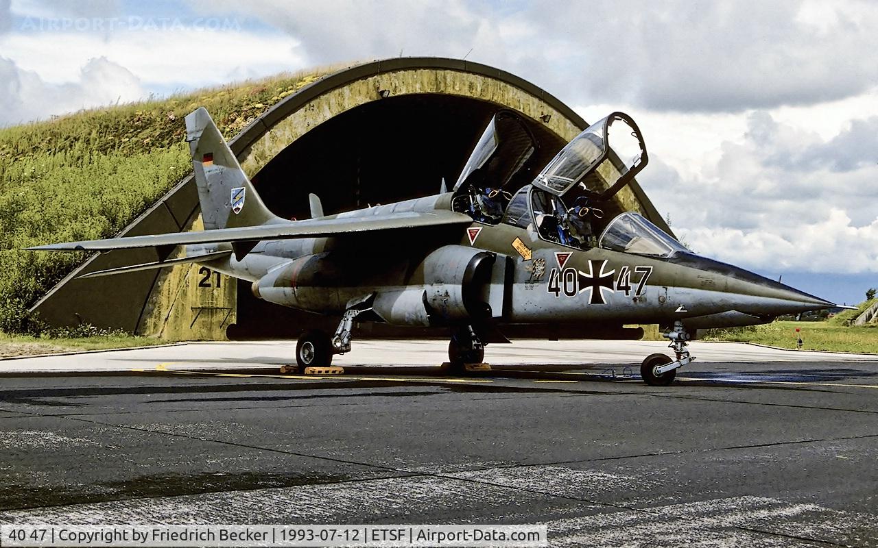 40 47, Dassault-Dornier Alpha Jet A C/N 0047, flightline at Fürstenfeldbruck