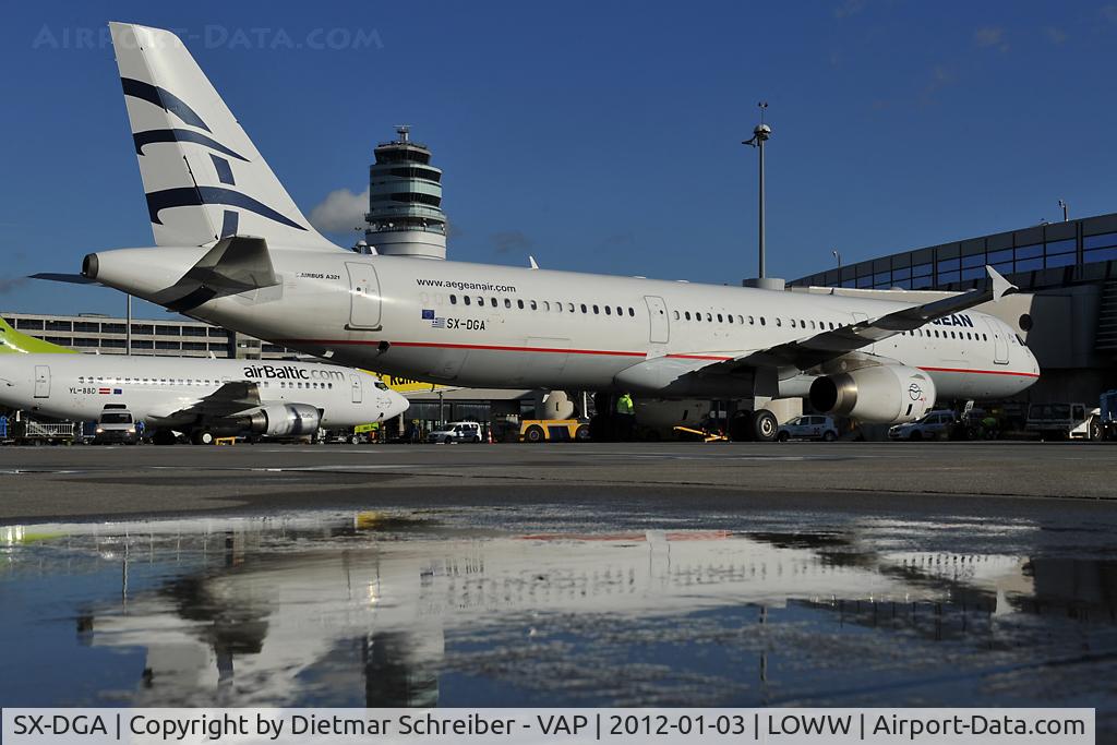 SX-DGA, 2009 Airbus A321-231 C/N 3878, Aegean Airbus A321 - reflection
