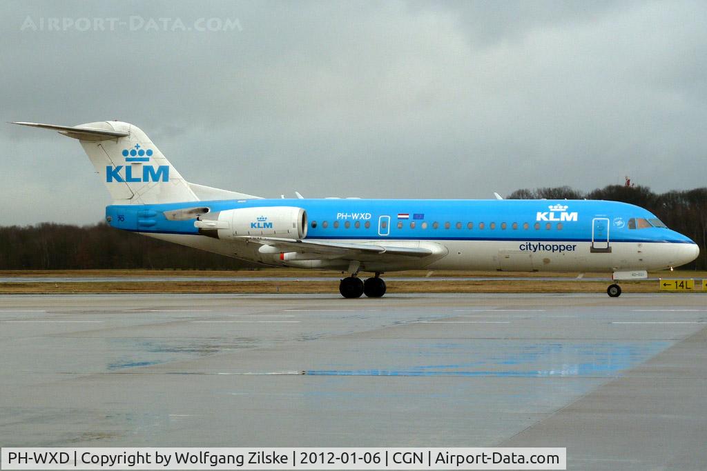 PH-WXD, 1995 Fokker 70 (F-28-0070) C/N 11563, visitor