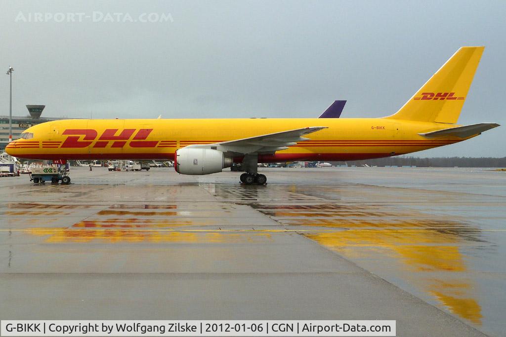 G-BIKK, 1983 Boeing 757-236/SF C/N 22182, visitor