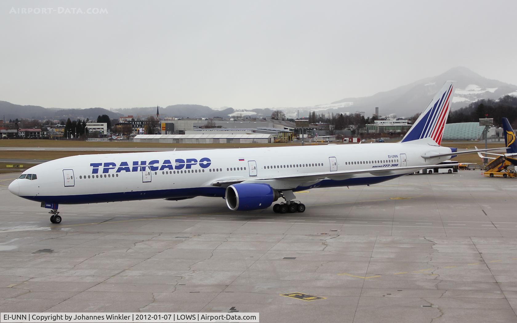 EI-UNN, 1998 Boeing 777-312 C/N 28517, Boeing 777-312