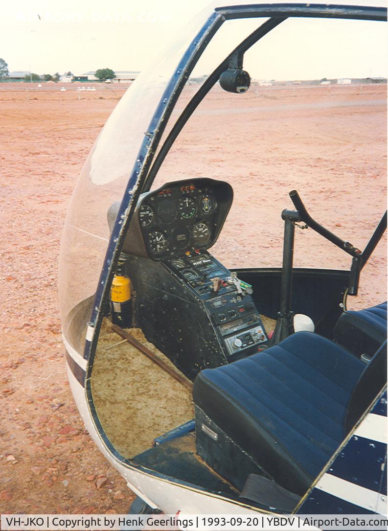 VH-JKO, Robinson R22, Birdsville , Qld