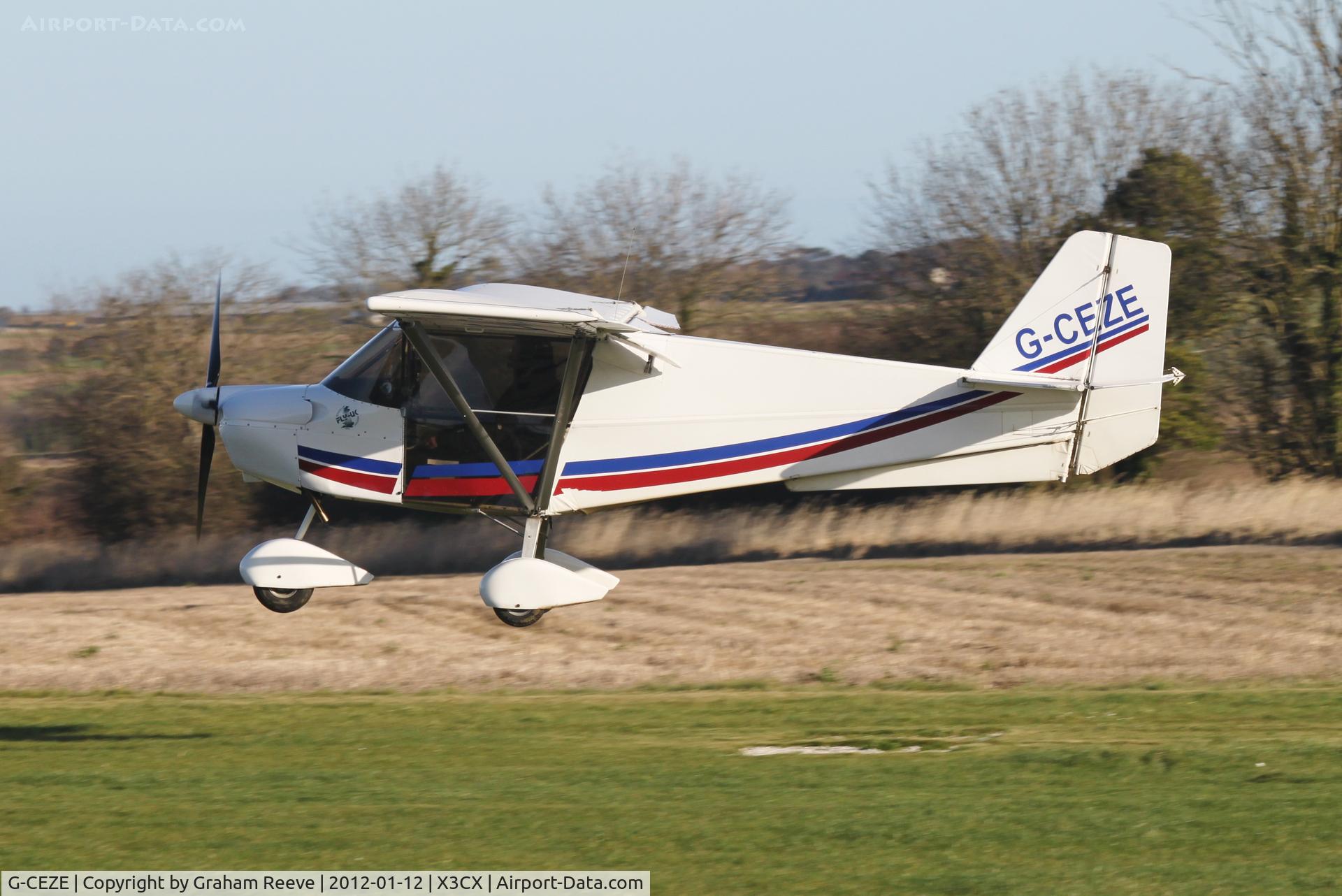 G-CEZE, 2007 Skyranger Swift 912S(1) C/N BMAA/HB/555, Landing at Northrepps.