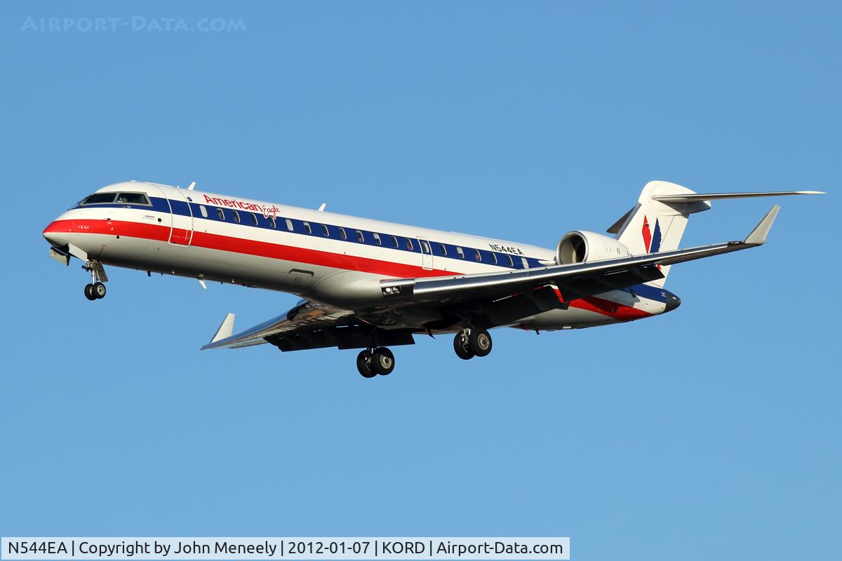N544EA, Bombardier CRJ-702 (CL-600-2C10) Regional Jet C/N 10324, Short final for 28