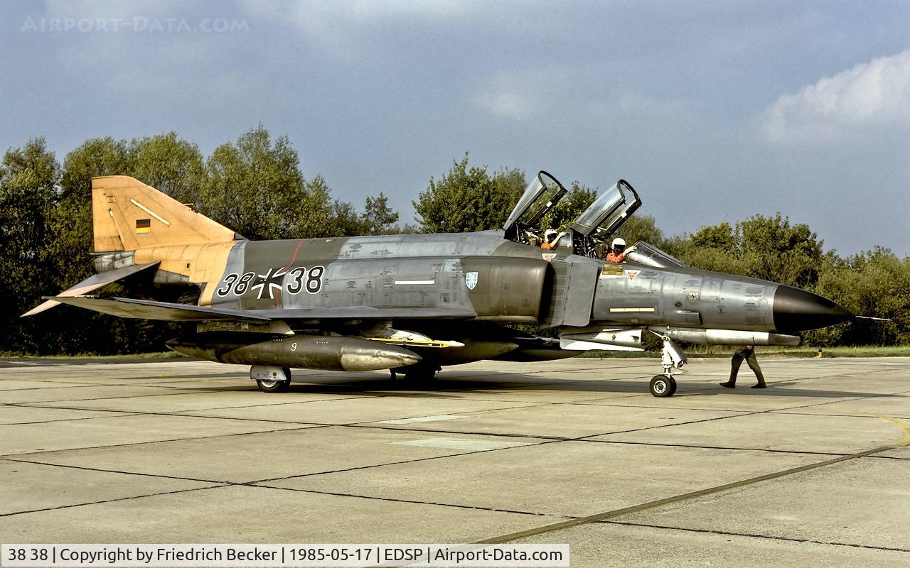 38 38, 1972 McDonnell Douglas F-4F Phantom II C/N 4719, last chance inspection