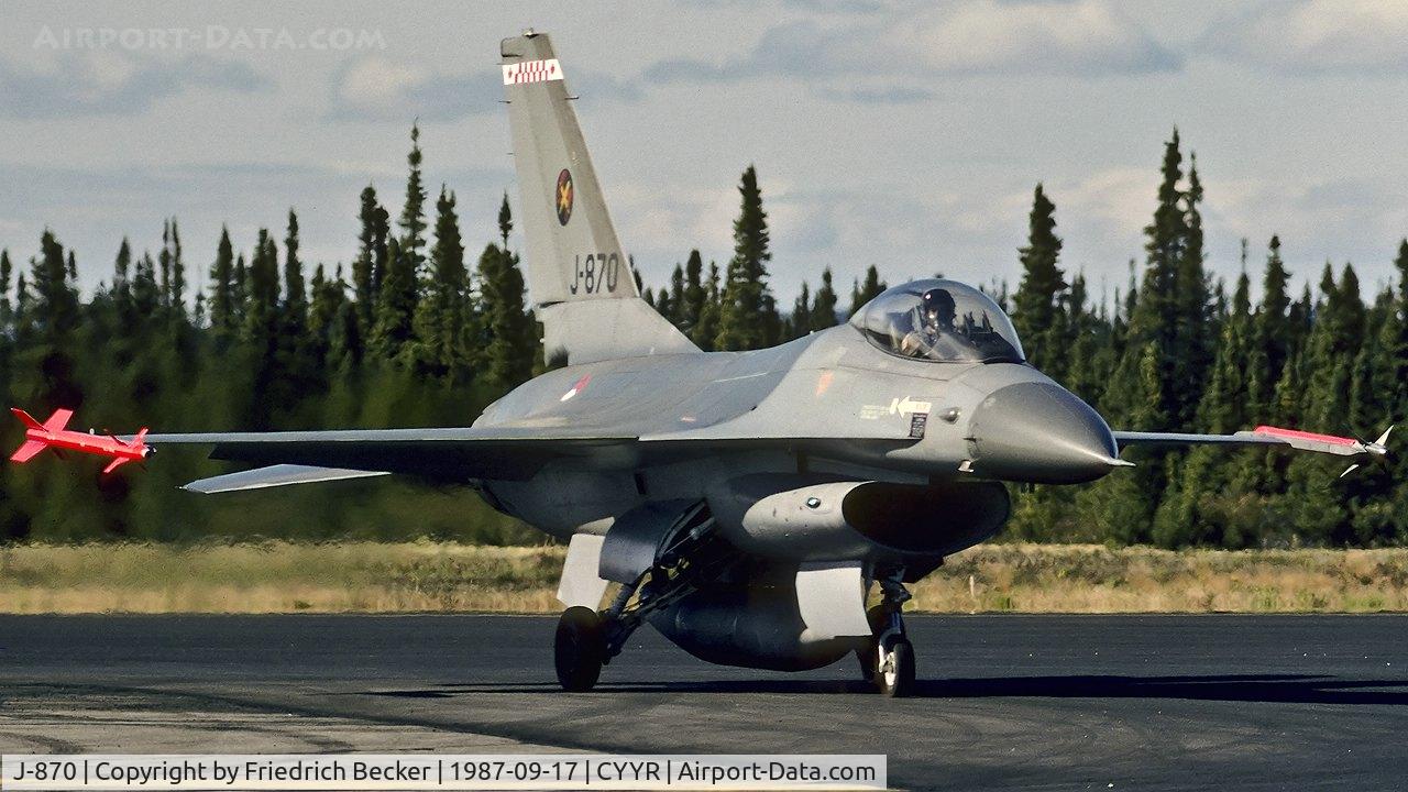 J-870, 1984 Fokker F-16A Fighting Falcon C/N 6D-87, vacating the runway