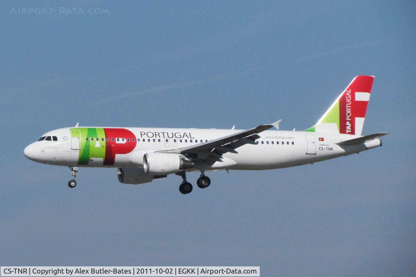 CS-TNR, 2009 Airbus A320-214 C/N 3883, 