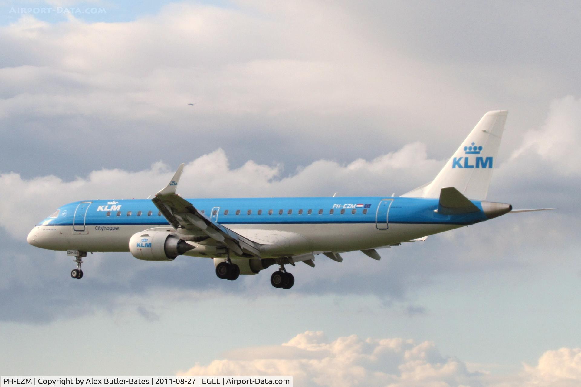 PH-EZM, 2010 Embraer 190LR (ERJ-190-100LR) C/N 19000338, 