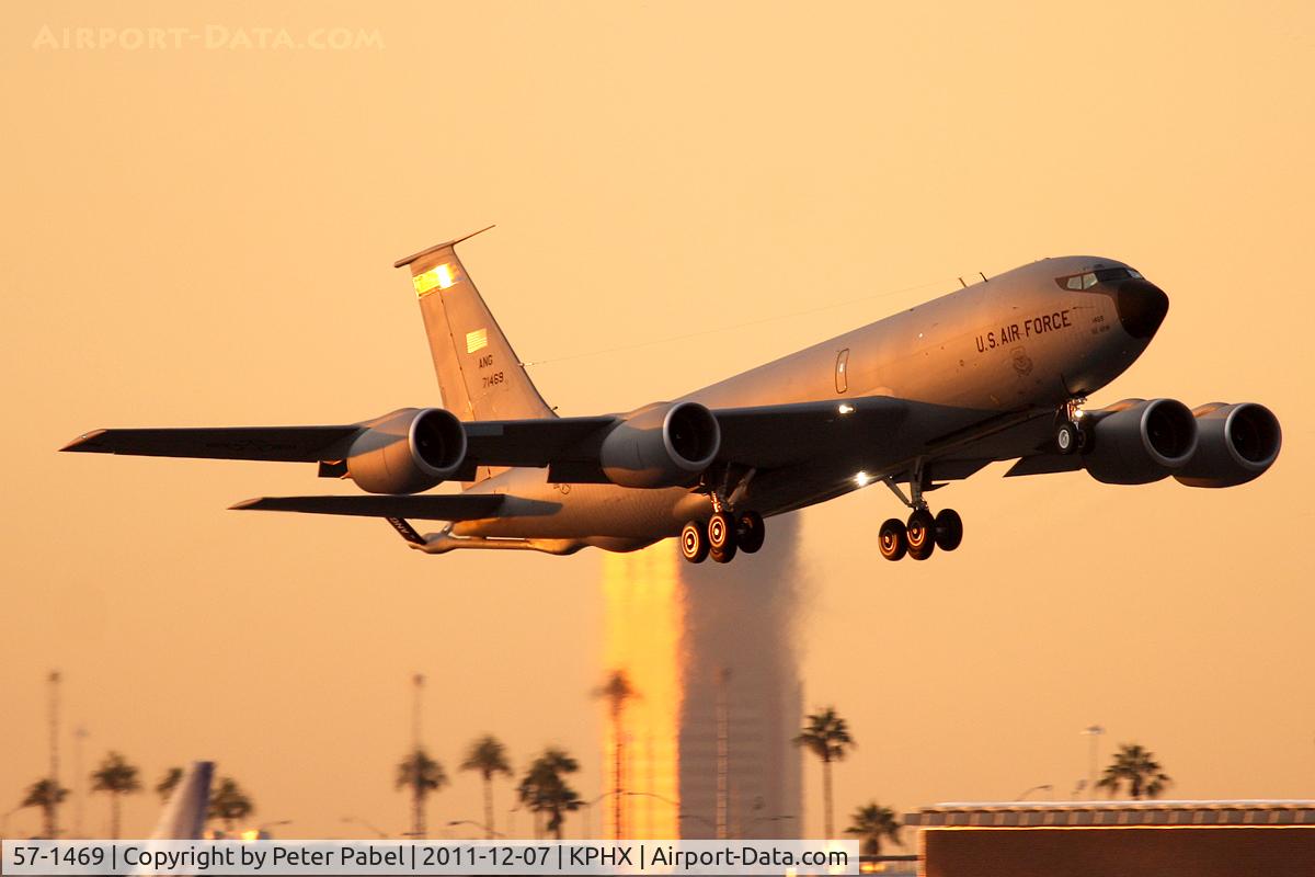 57-1469, 1958 Boeing KC-135R Stratotanker C/N 17540, USA Trip