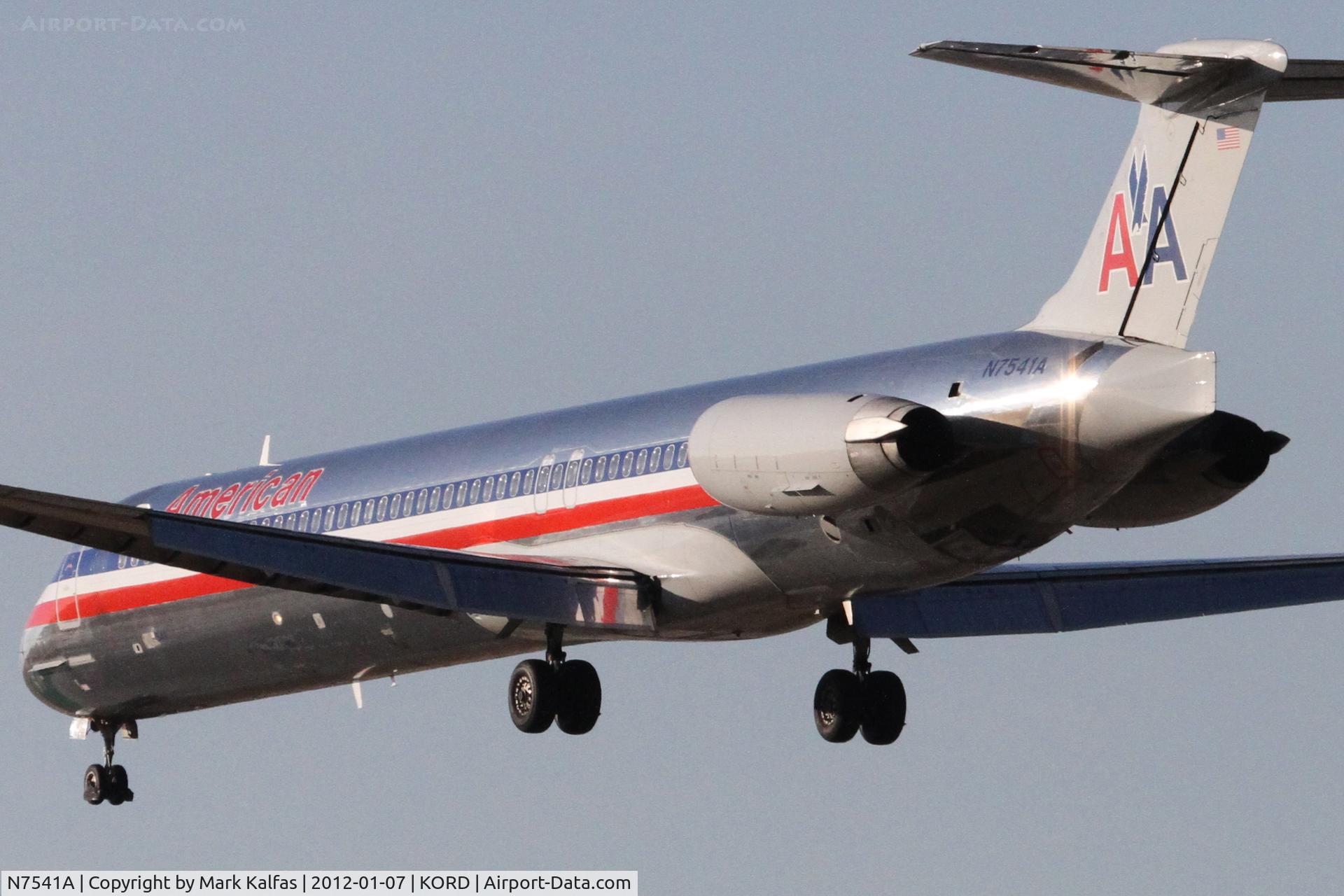 N7541A, 1990 McDonnell Douglas MD-82 (DC-9-82) C/N 49995, American Airlines Mcdonnell Douglas DC-9-82(MD-82), AAL9234 arriving from KLGA RWY 28 KORD.