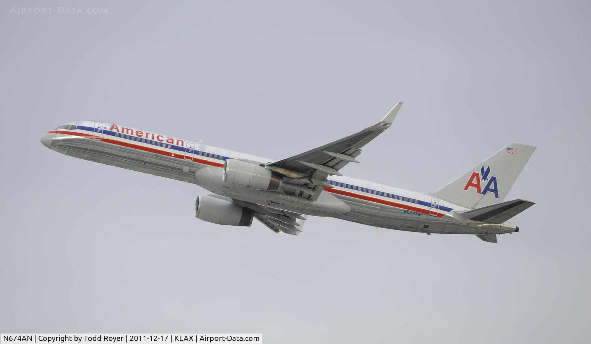 N674AN, 1998 Boeing 757-223 C/N 29424, Departing LAX